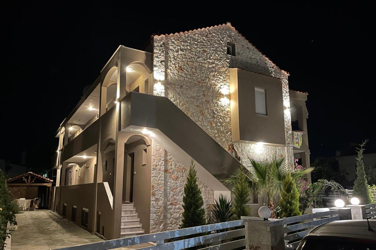 Royals Apartments 2 Nikiti  Bagian luar foto